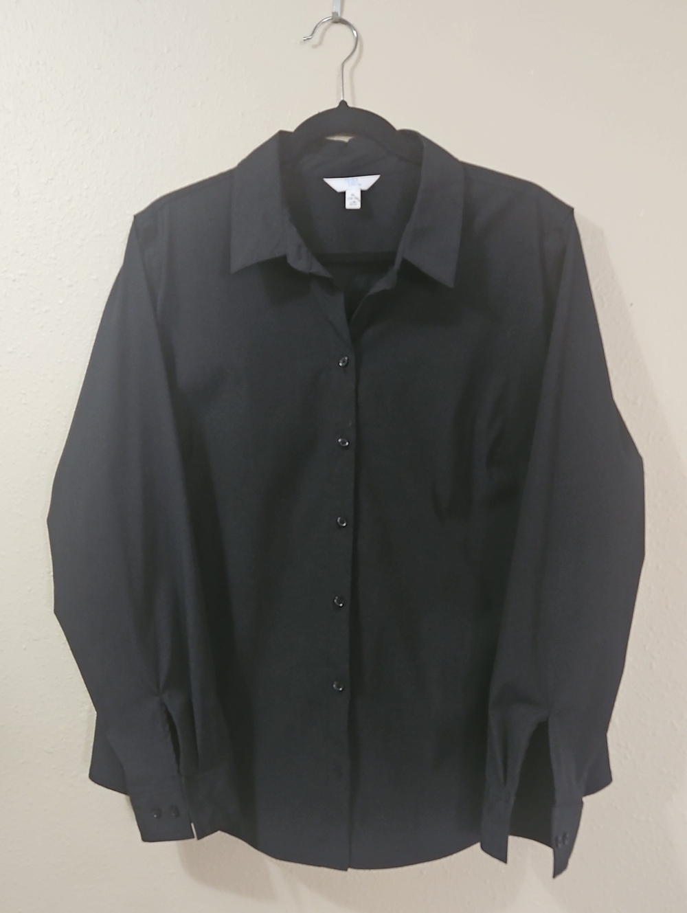 Time and Tru Black Women's Button-Up Blouse